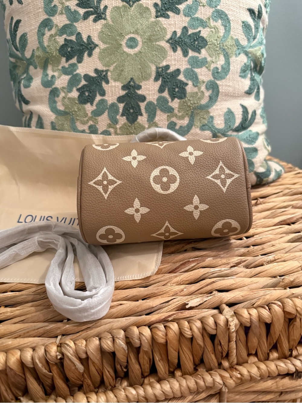 L V Tan & White Nano Speedy Crossbody - Picture 5 of 5